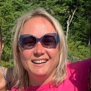 Meet your Posher, Annie